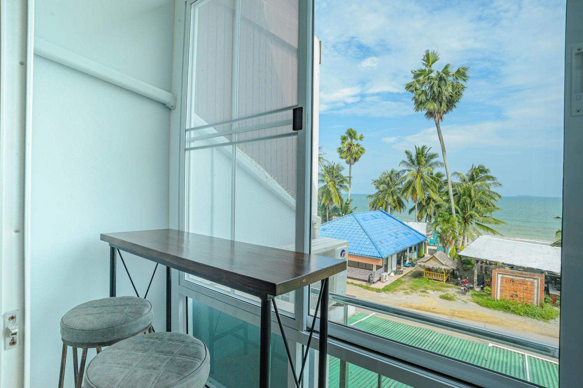 Talay Sai @ Thung Wua Laen Hotel Pathiu Bagian luar foto
